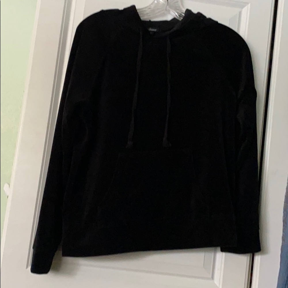 Cropped Velvet Hoodie